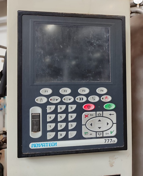 HT-585