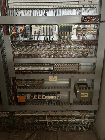 R-551